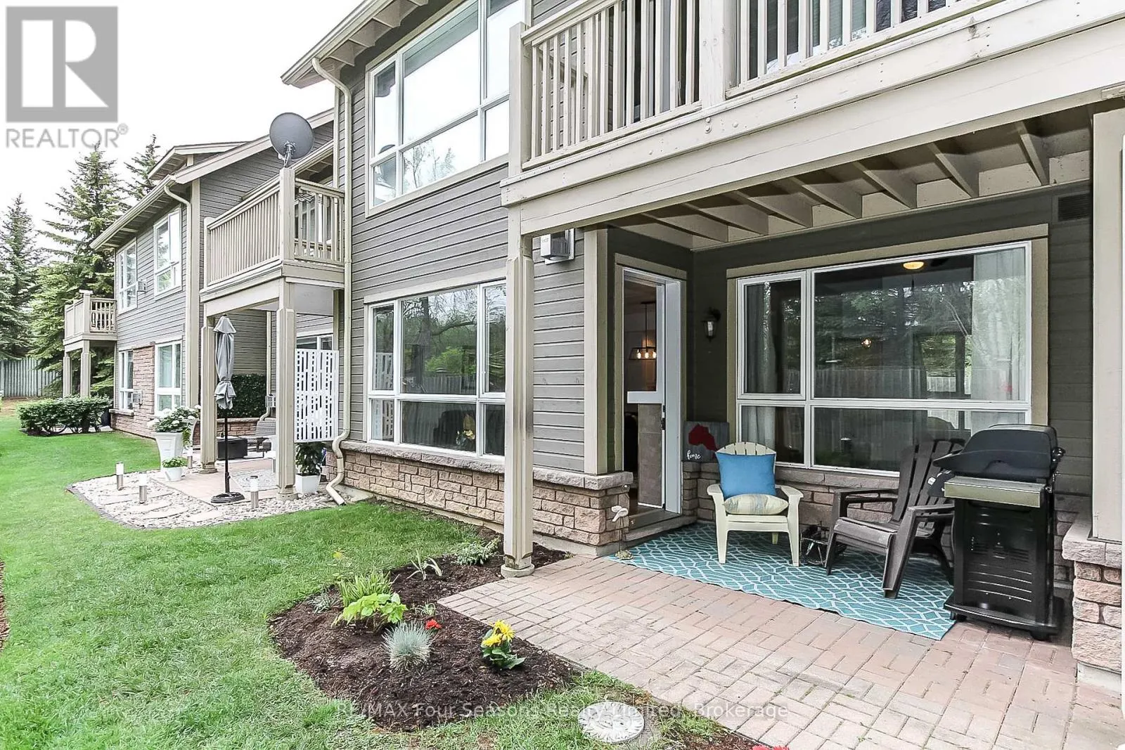 919 CEDAR POINTE COURT