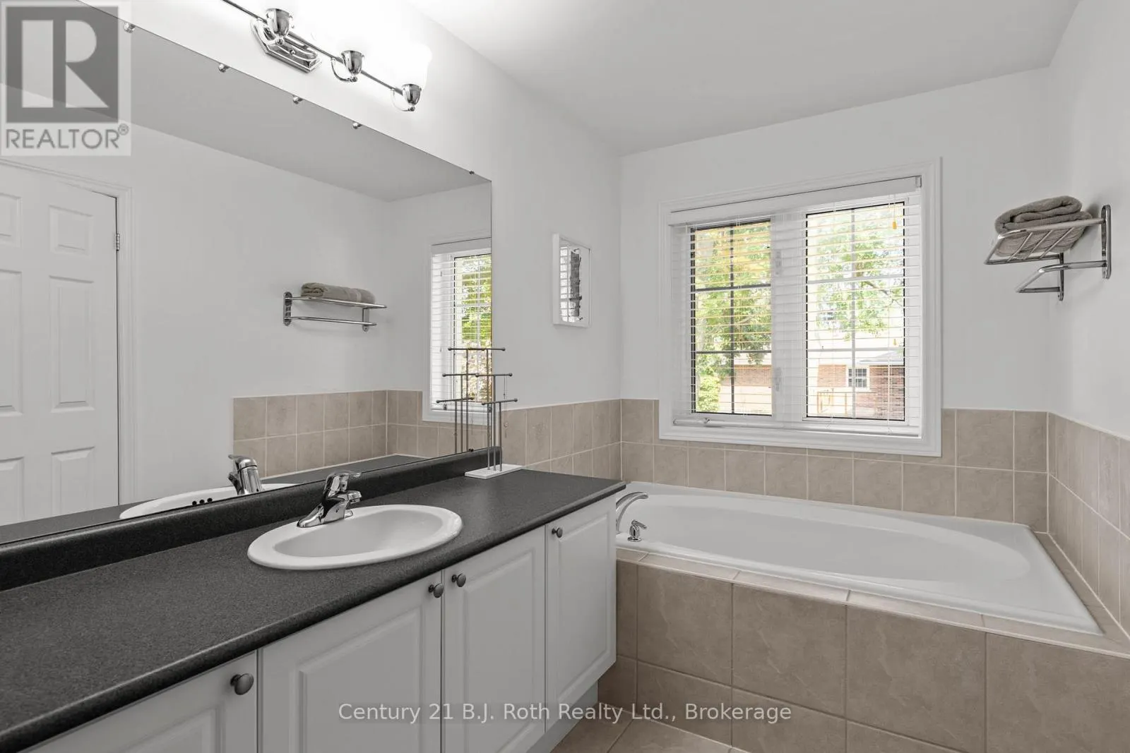 5 - 188 COLDWATER ROAD, #5