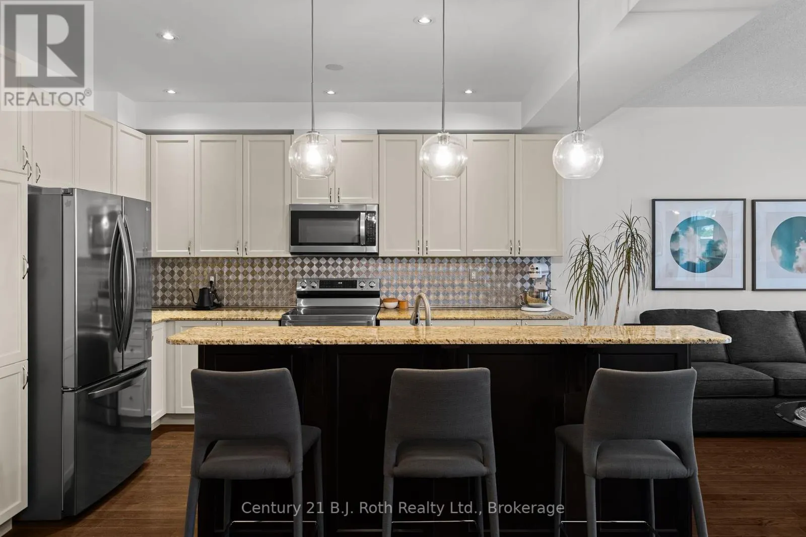 5 - 188 COLDWATER ROAD, #5