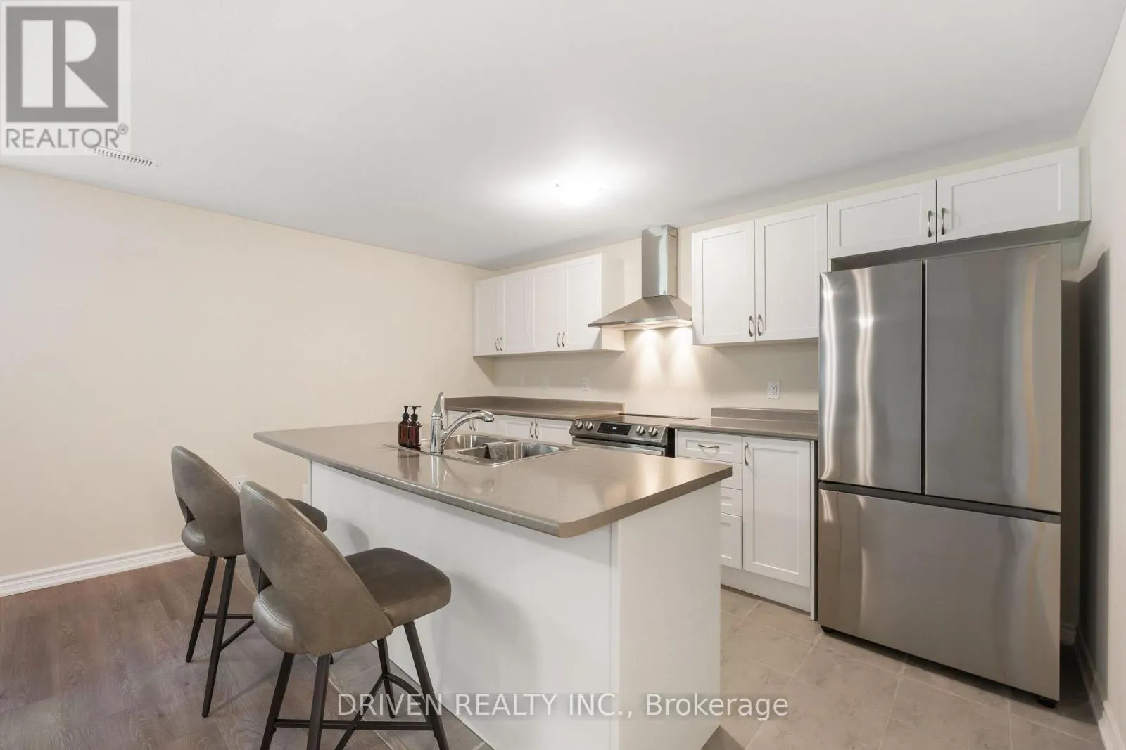UNIT #B - 61 WESTBURY ROAD