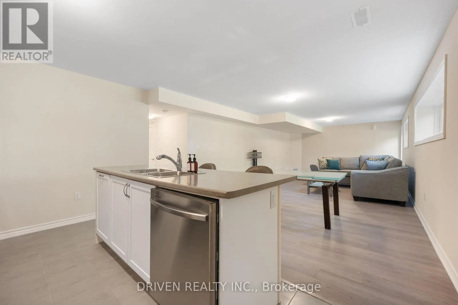 UNIT #B - 61 WESTBURY ROAD