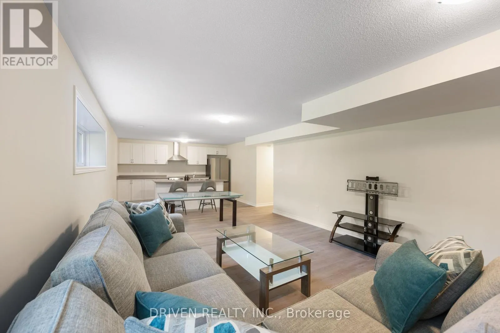 UNIT #B - 61 WESTBURY ROAD