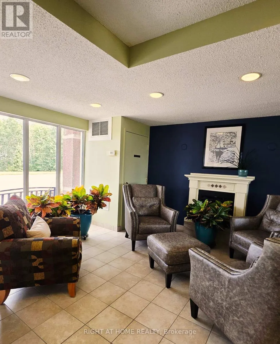 402 - 280 ABERDEEN BOULEVARD E