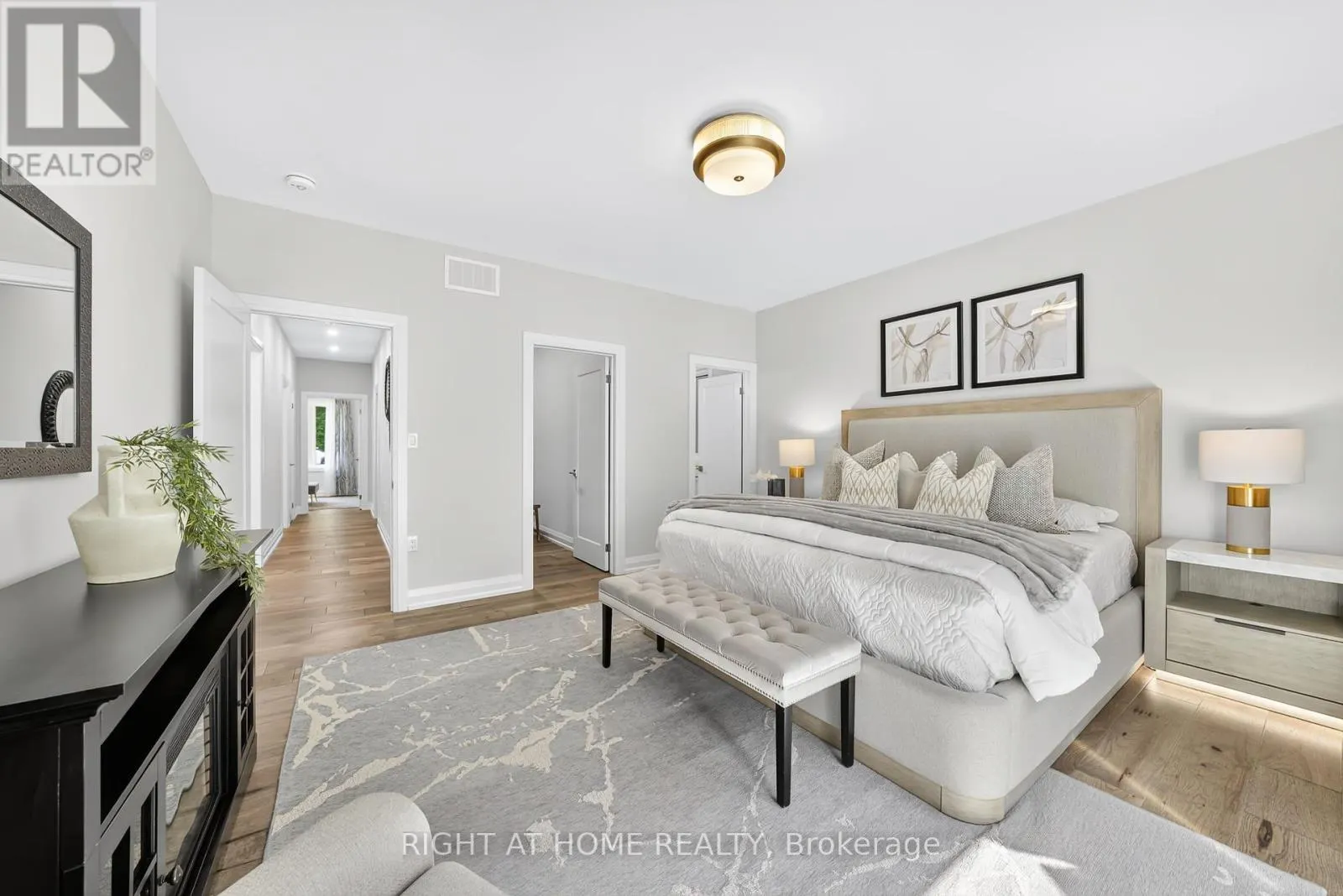 9 FAIRLAWN GROVE