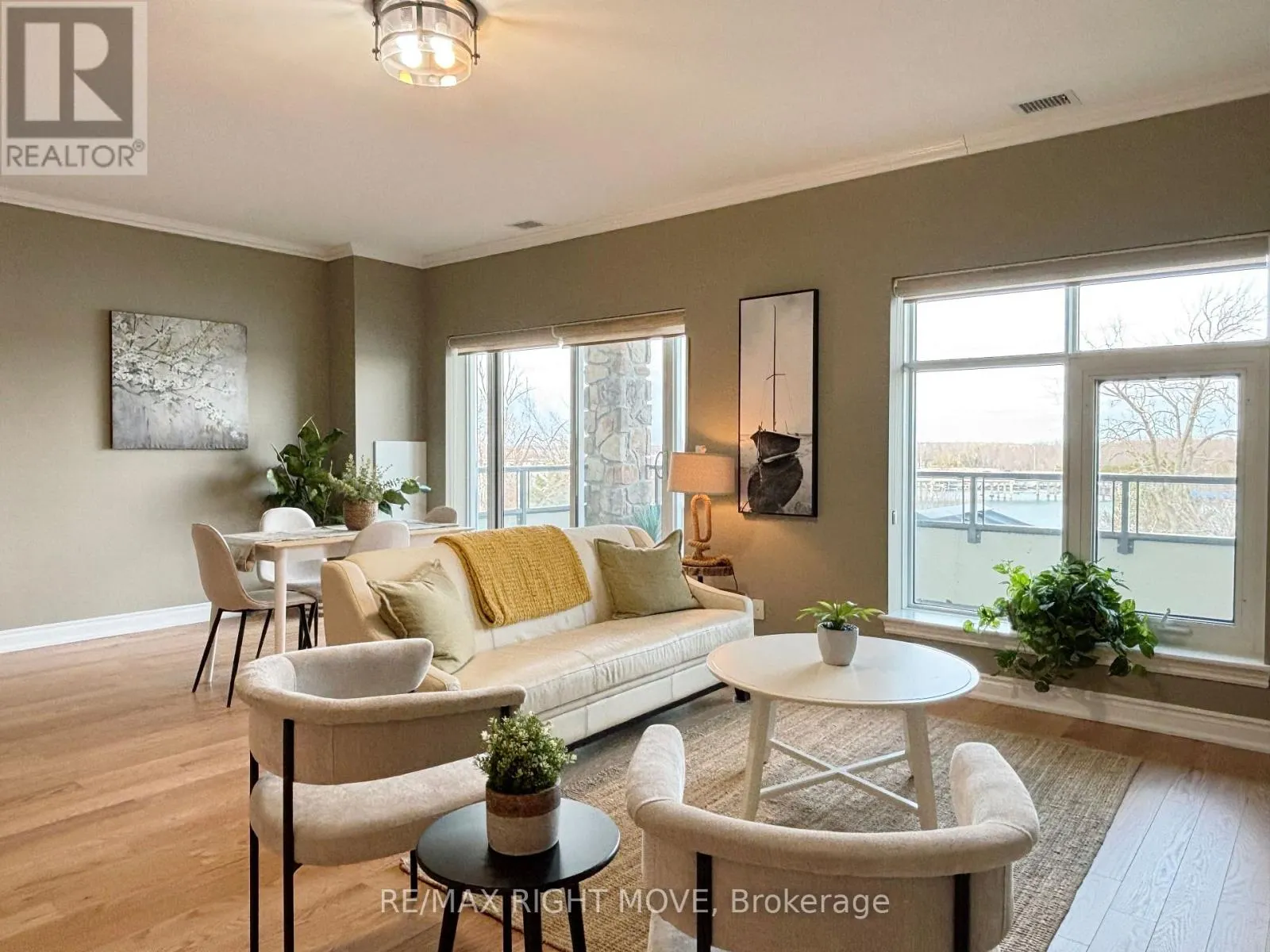 504 - 80 ORCHARD POINT