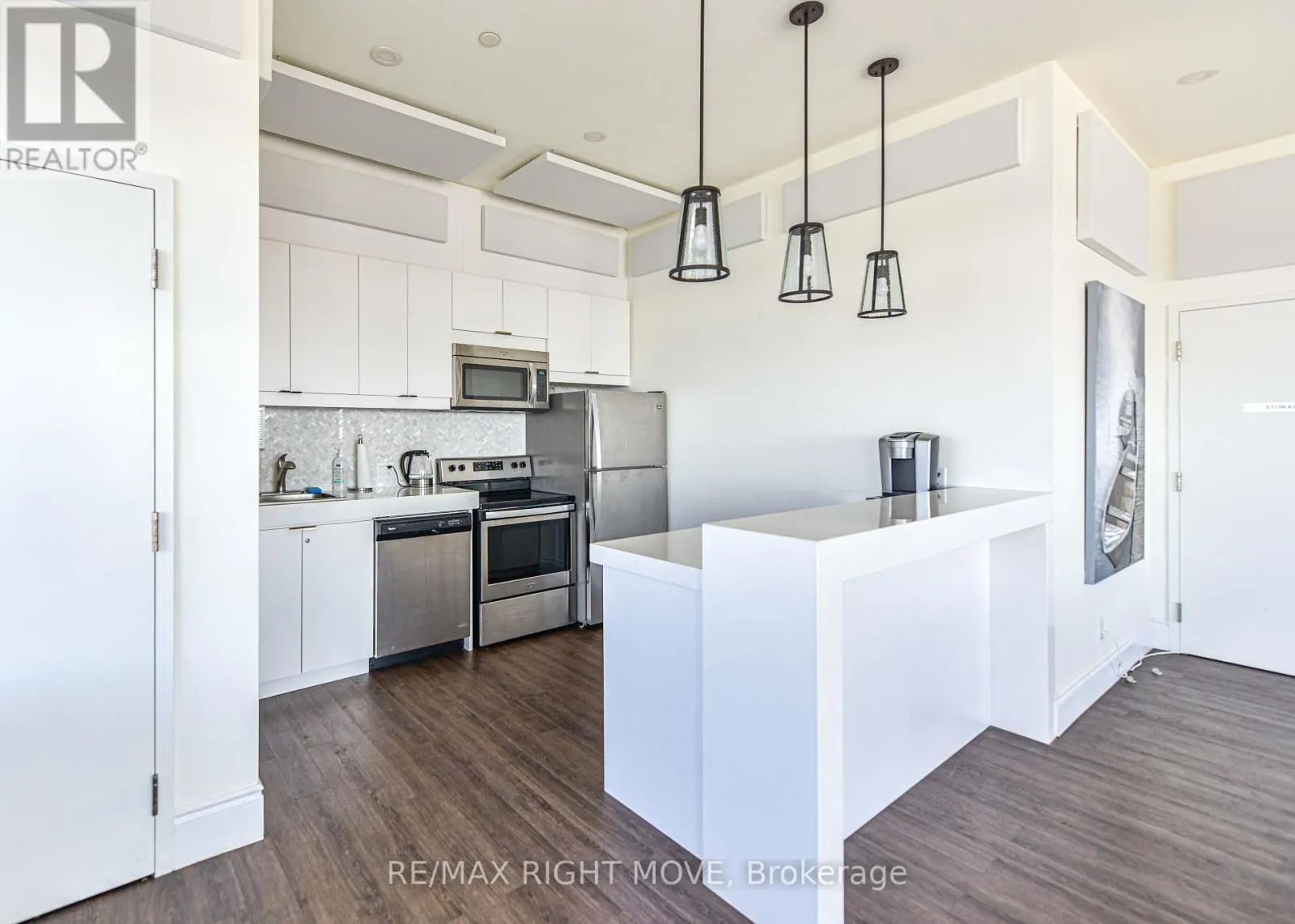 504 - 80 ORCHARD POINT