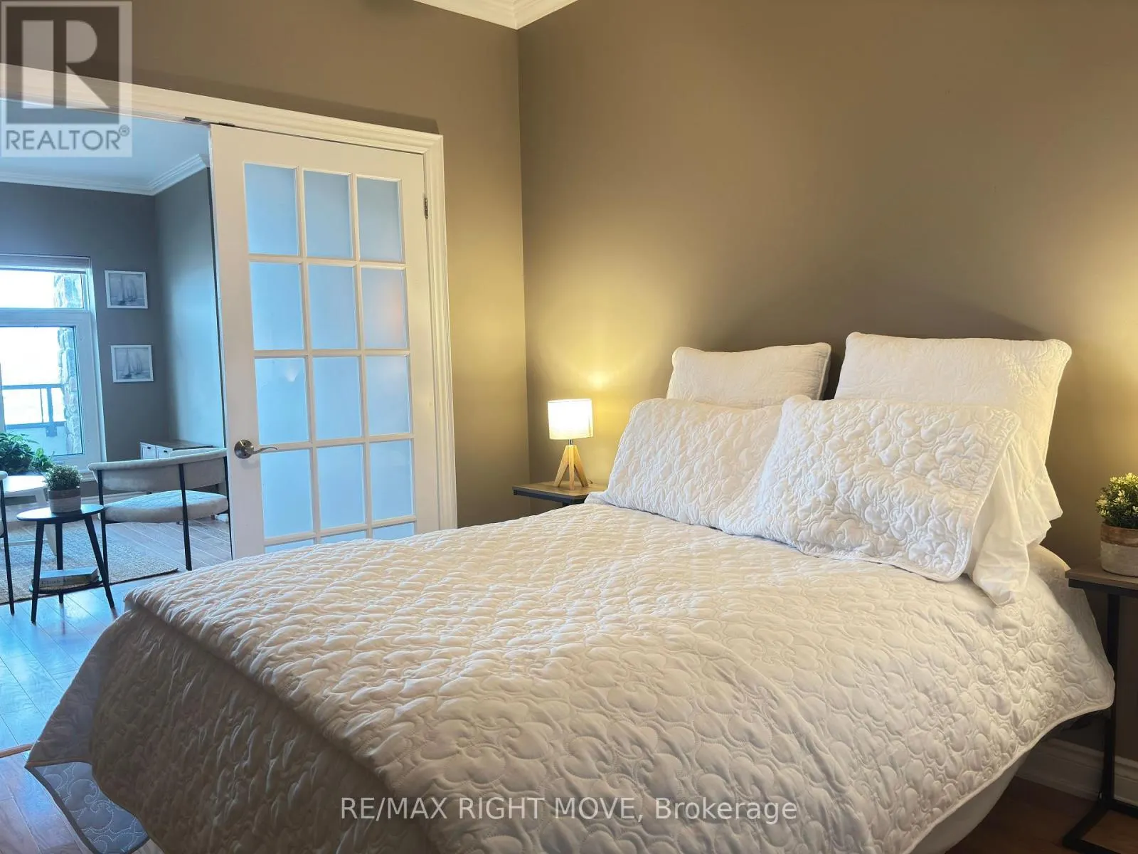 504 - 80 ORCHARD POINT