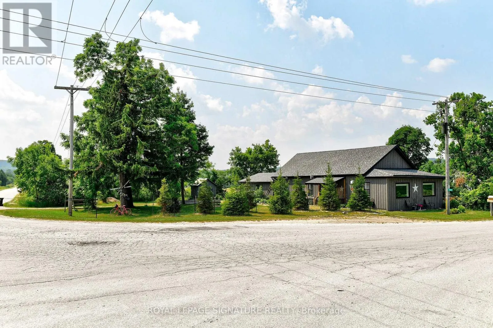 7747 15/16 SIDE ROAD