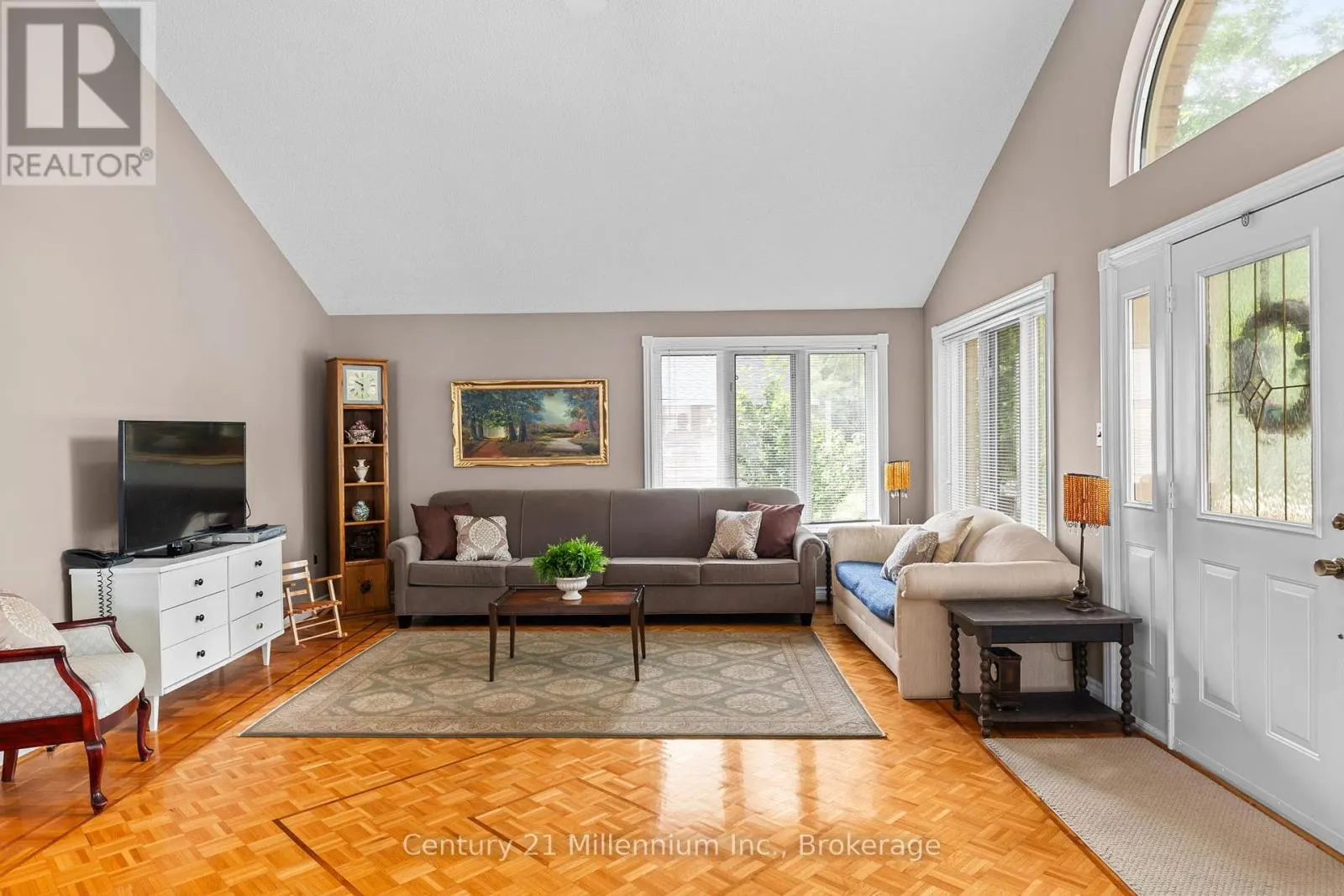 49 32ND STREET N