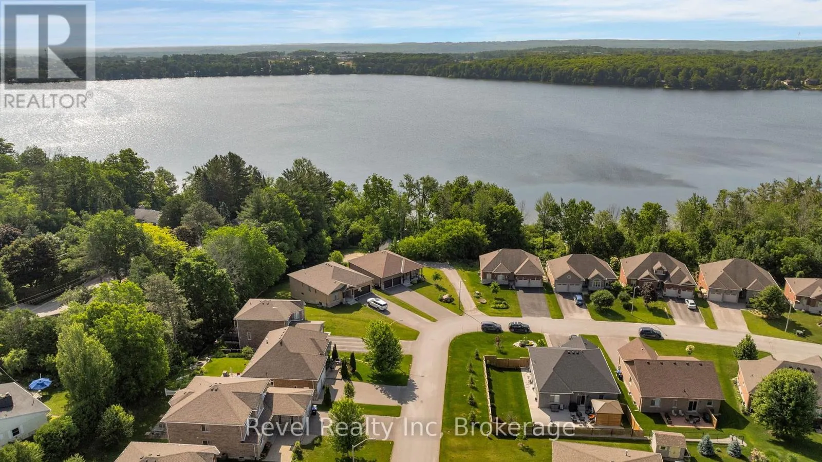 413 RUSS HOWARD DRIVE