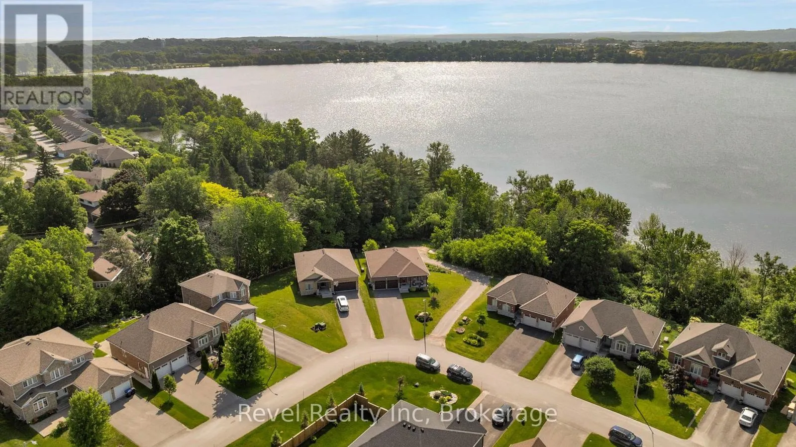 413 RUSS HOWARD DRIVE