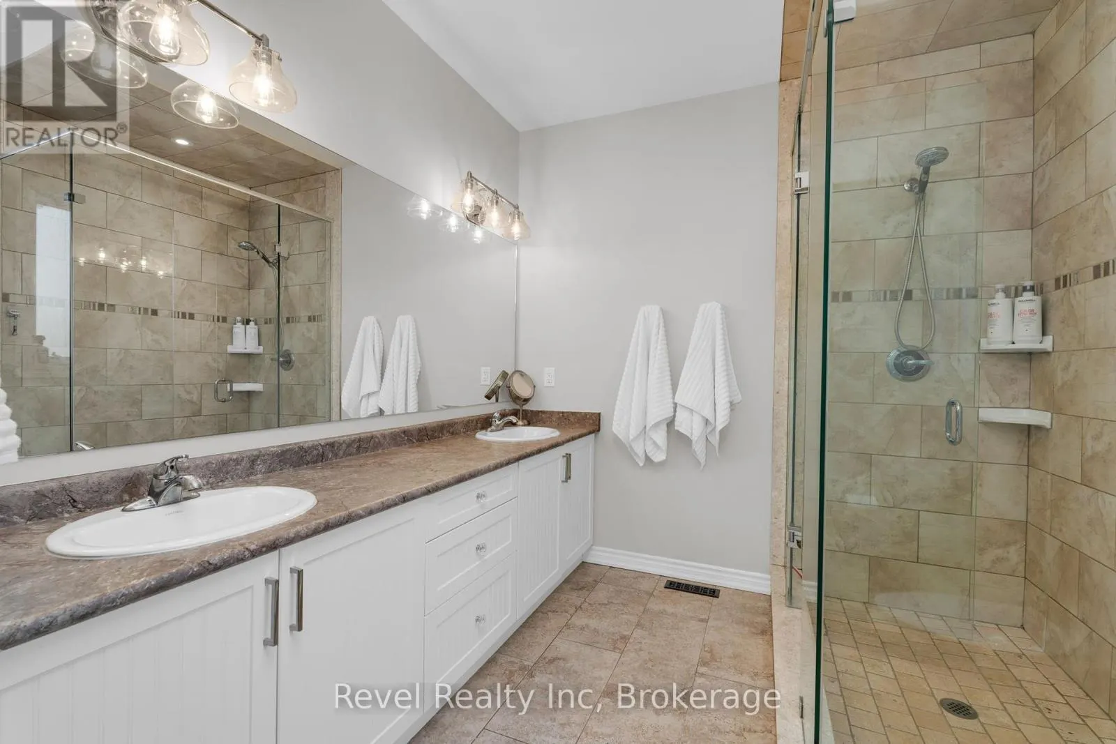 413 RUSS HOWARD DRIVE