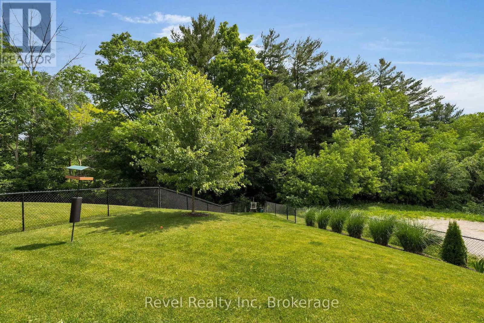 413 RUSS HOWARD DRIVE