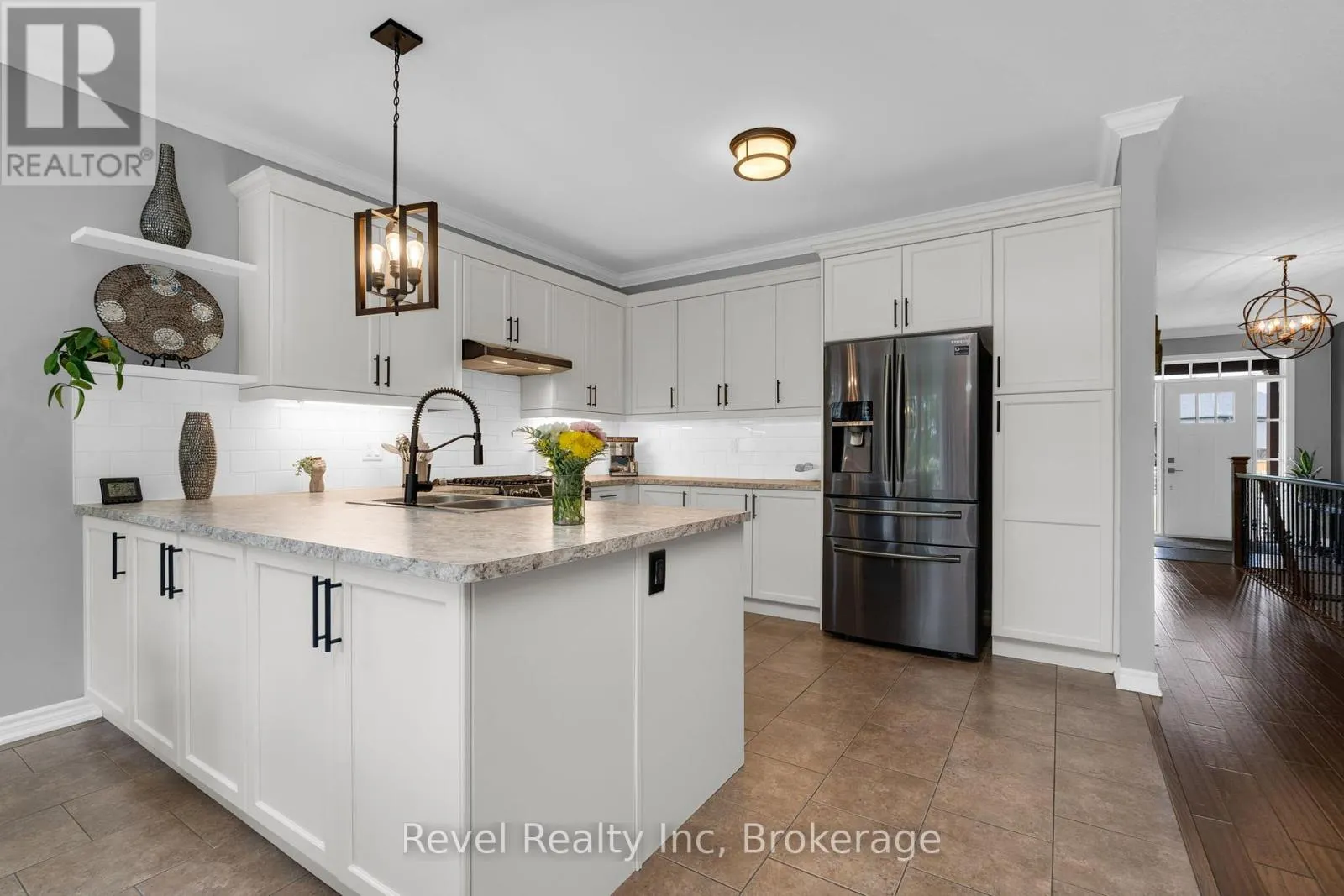 413 RUSS HOWARD DRIVE