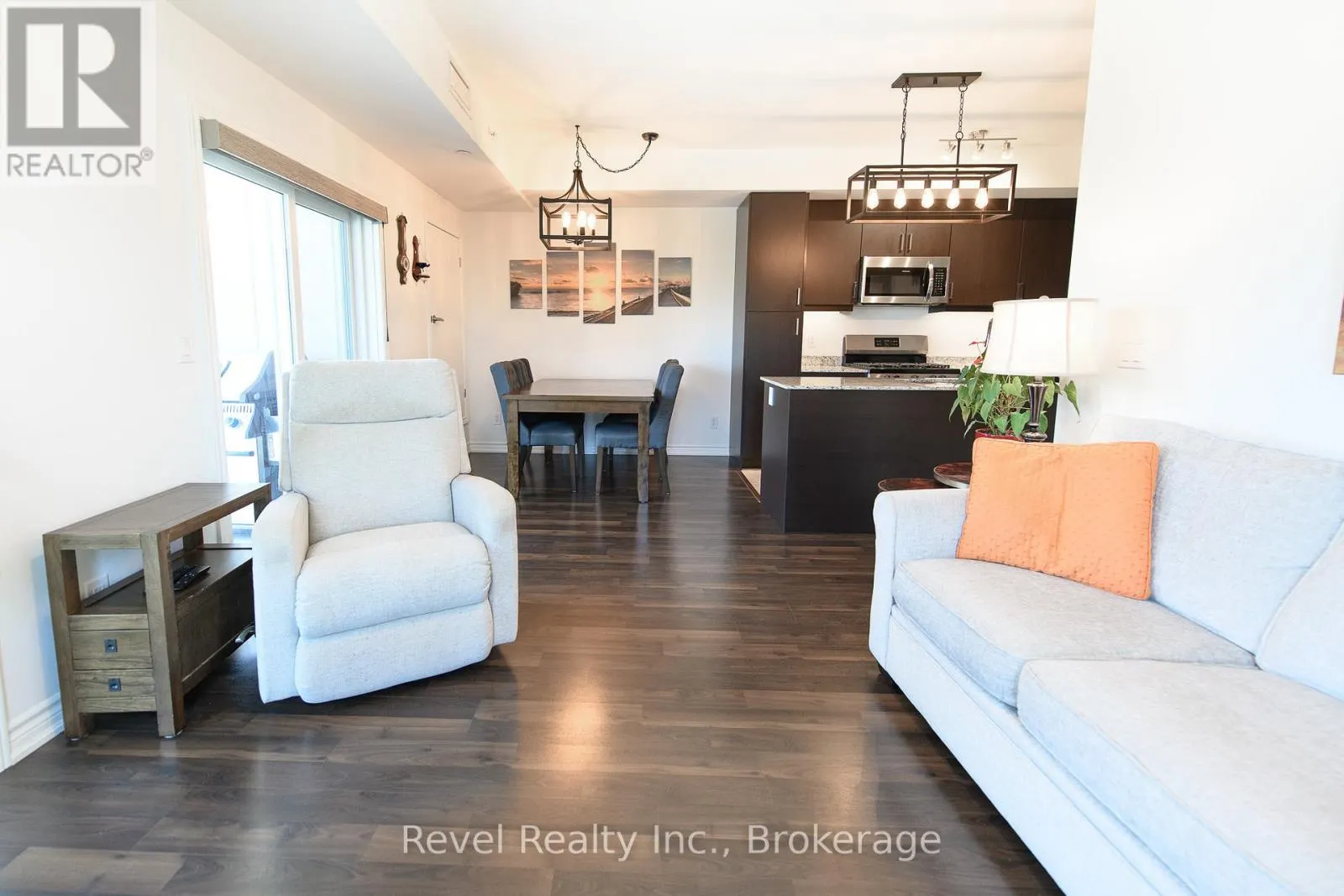 201 - 17 SPOONER CRESCENT, #201