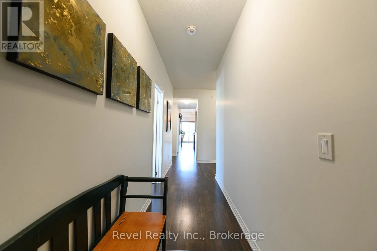 201 - 17 SPOONER CRESCENT, #201