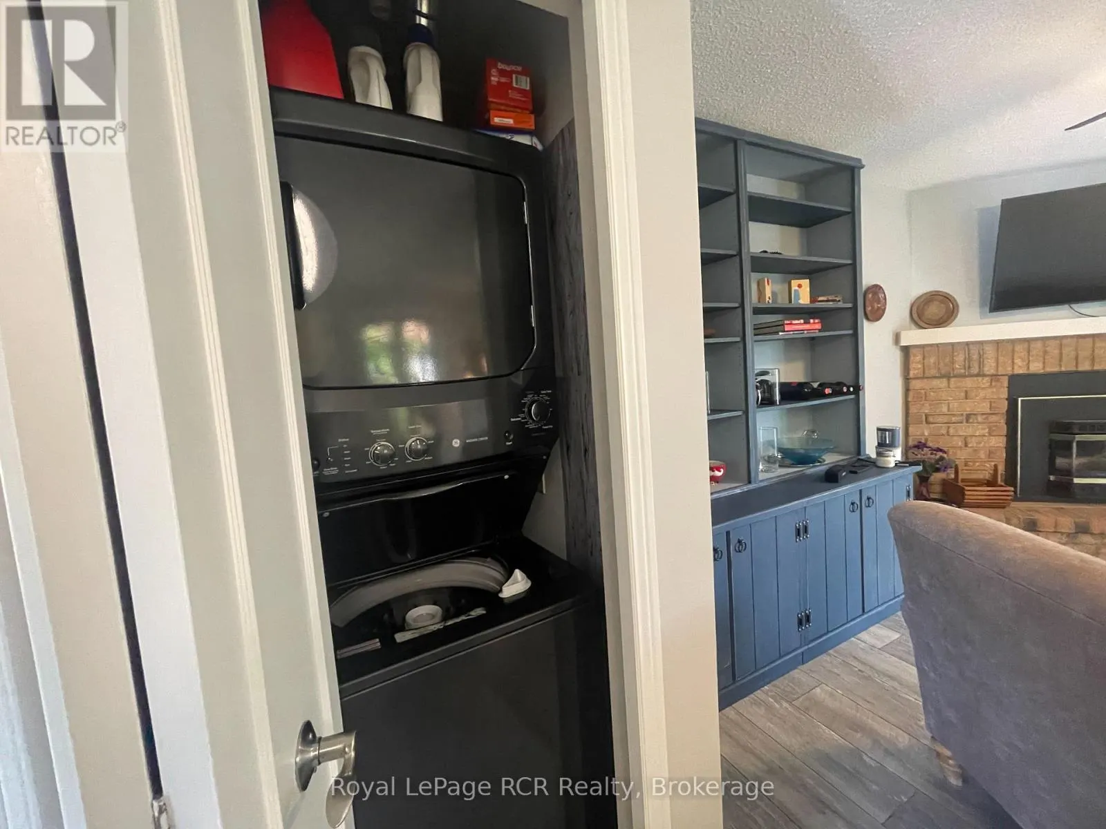 84 - 16 RAMBLING WAY, #84