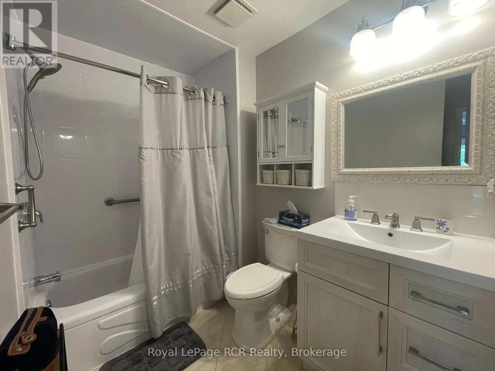 84 - 16 RAMBLING WAY, #84