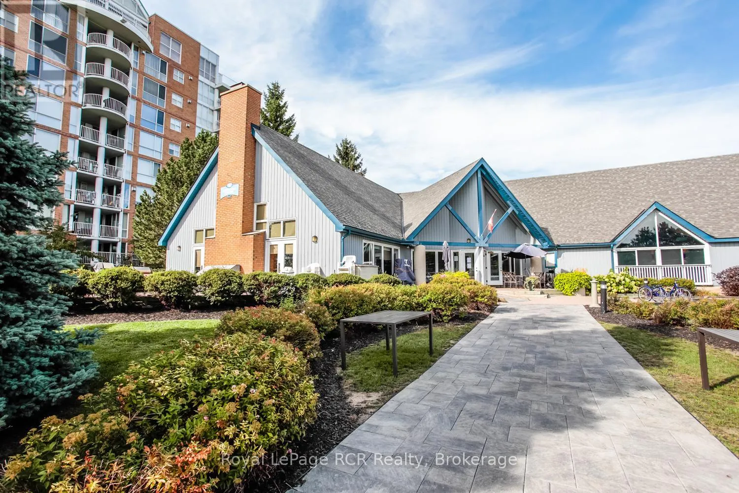 84 - 16 RAMBLING WAY, #84