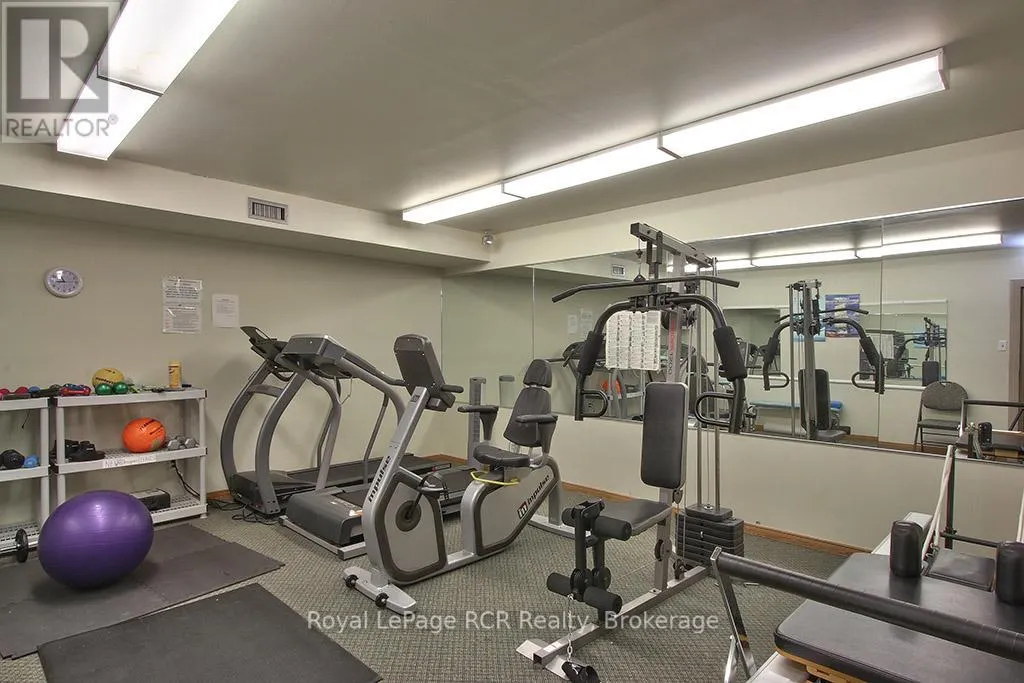 84 - 16 RAMBLING WAY, #84