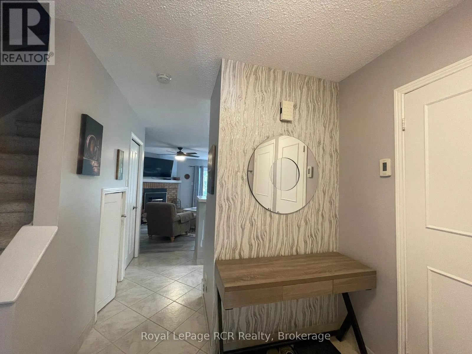 84 - 16 RAMBLING WAY, #84
