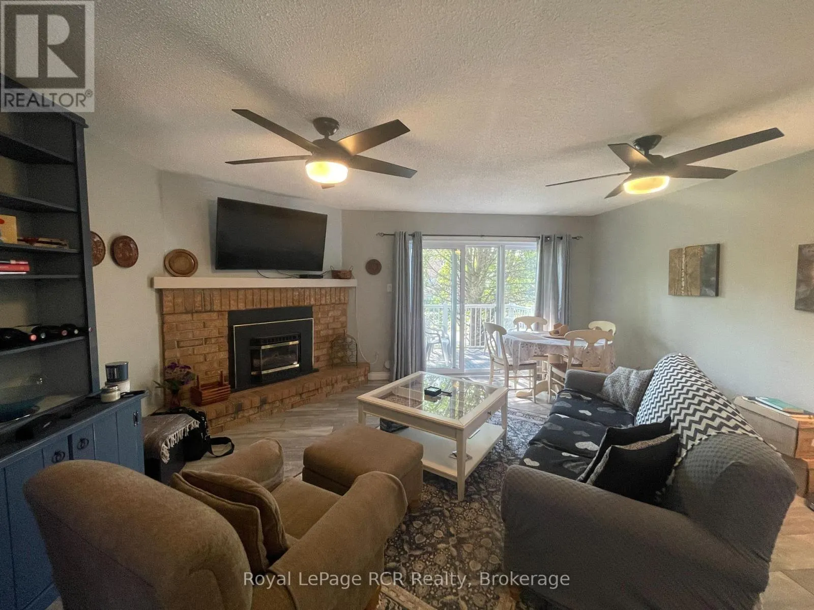 84 - 16 RAMBLING WAY, #84