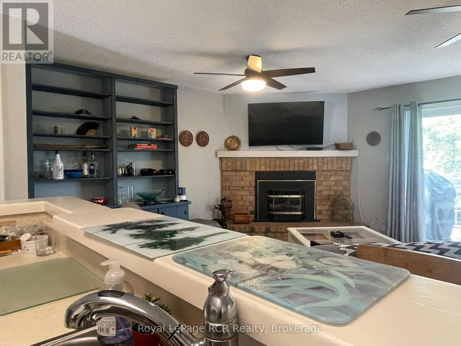 84 - 16 RAMBLING WAY, #84