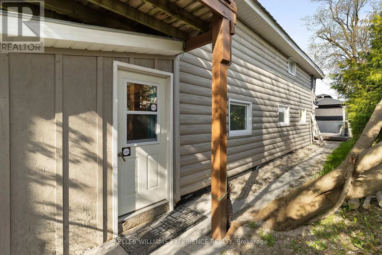 3 COURTLAND STREET