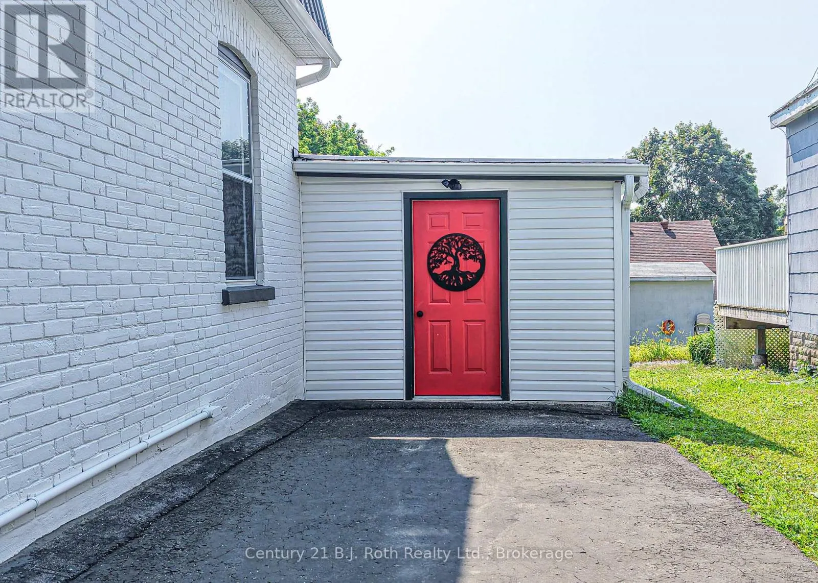 293 NOTTAWASAGA STREET