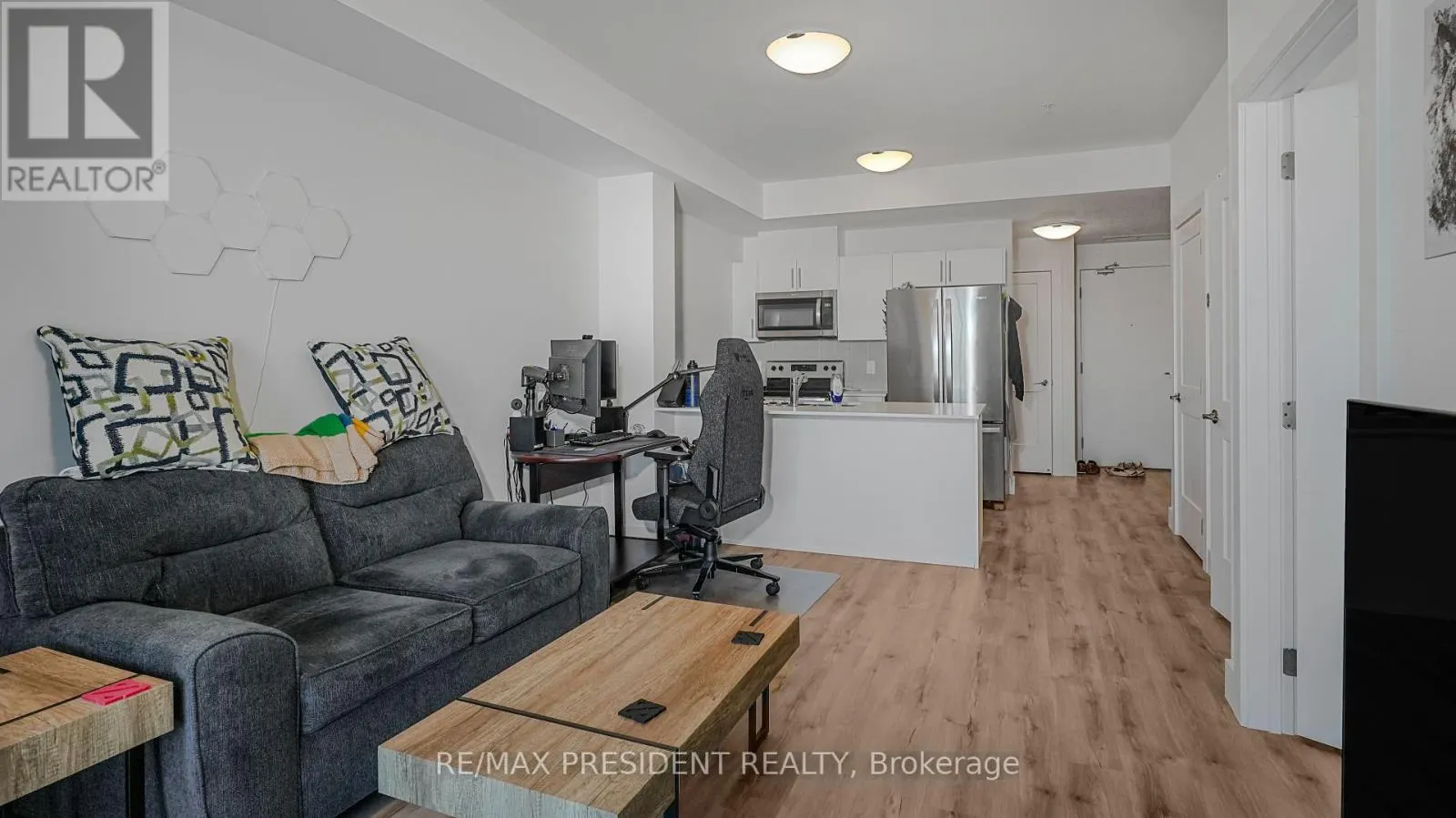 403 - 4 KIMBERLY LANE N
