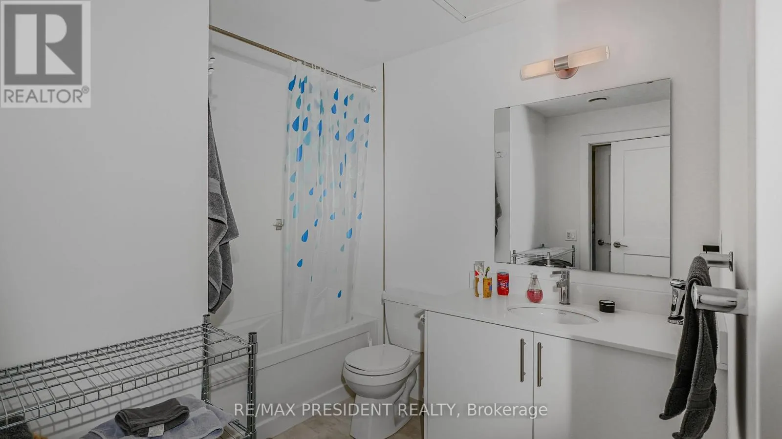 403 - 4 KIMBERLY LANE N