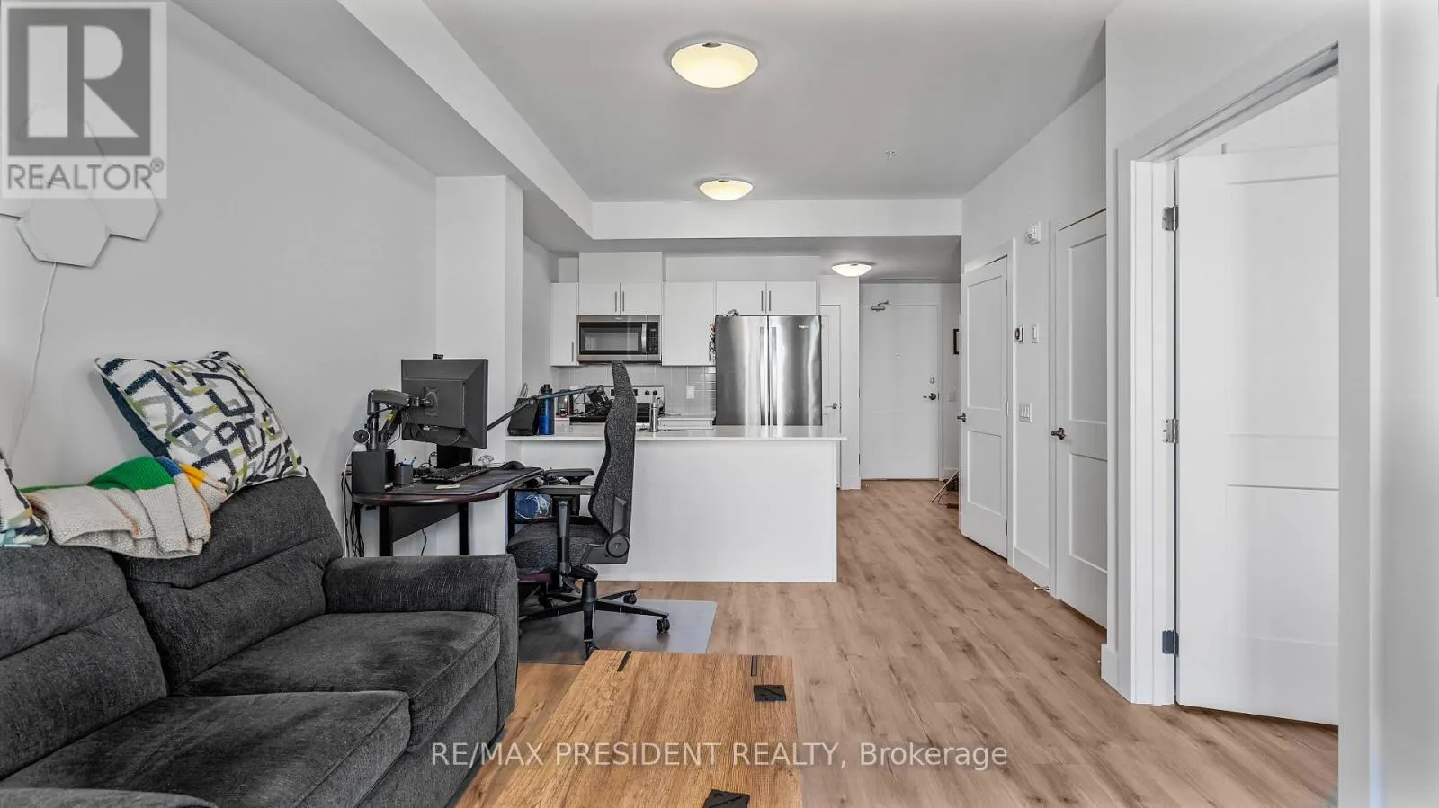 403 - 4 KIMBERLY LANE N