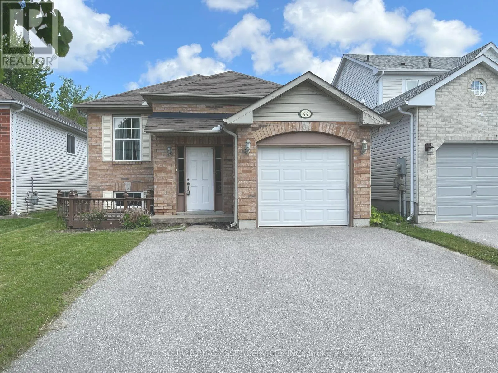 LOWER LEVEL - 44 MOIR CRESCENT