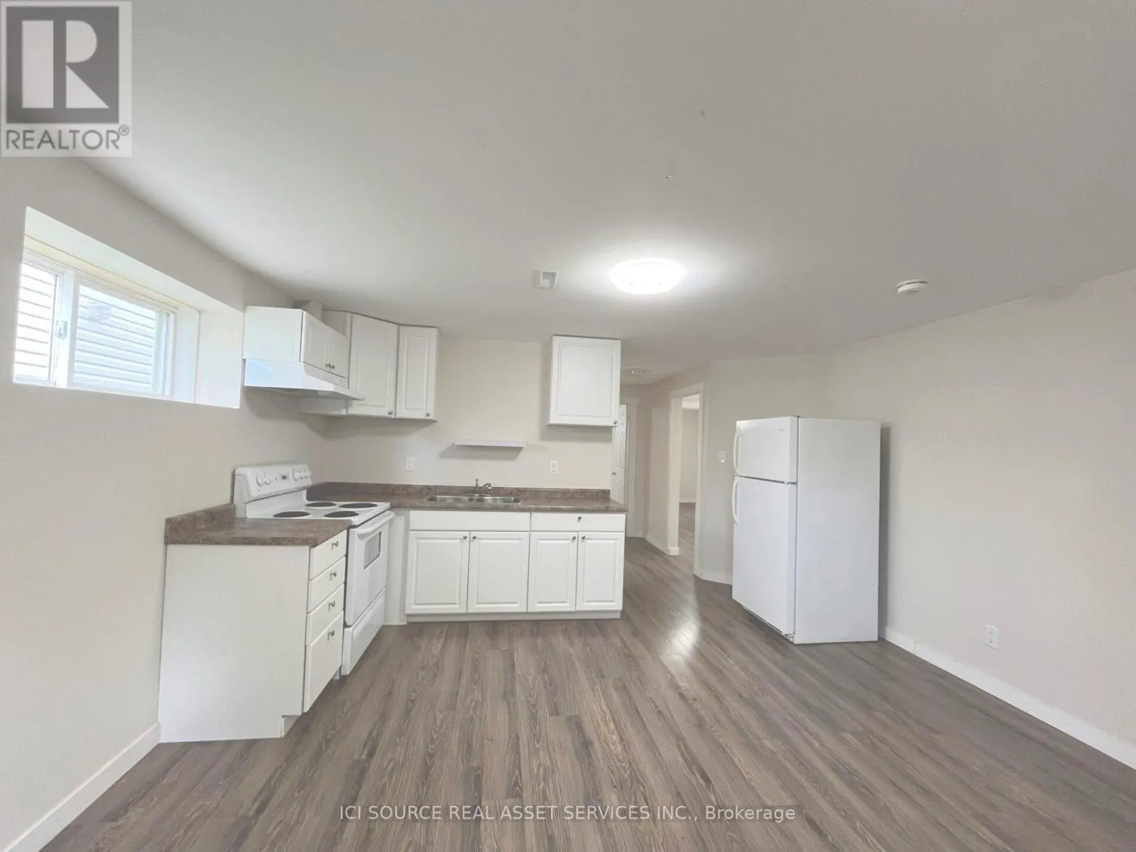 LOWER LEVEL - 44 MOIR CRESCENT