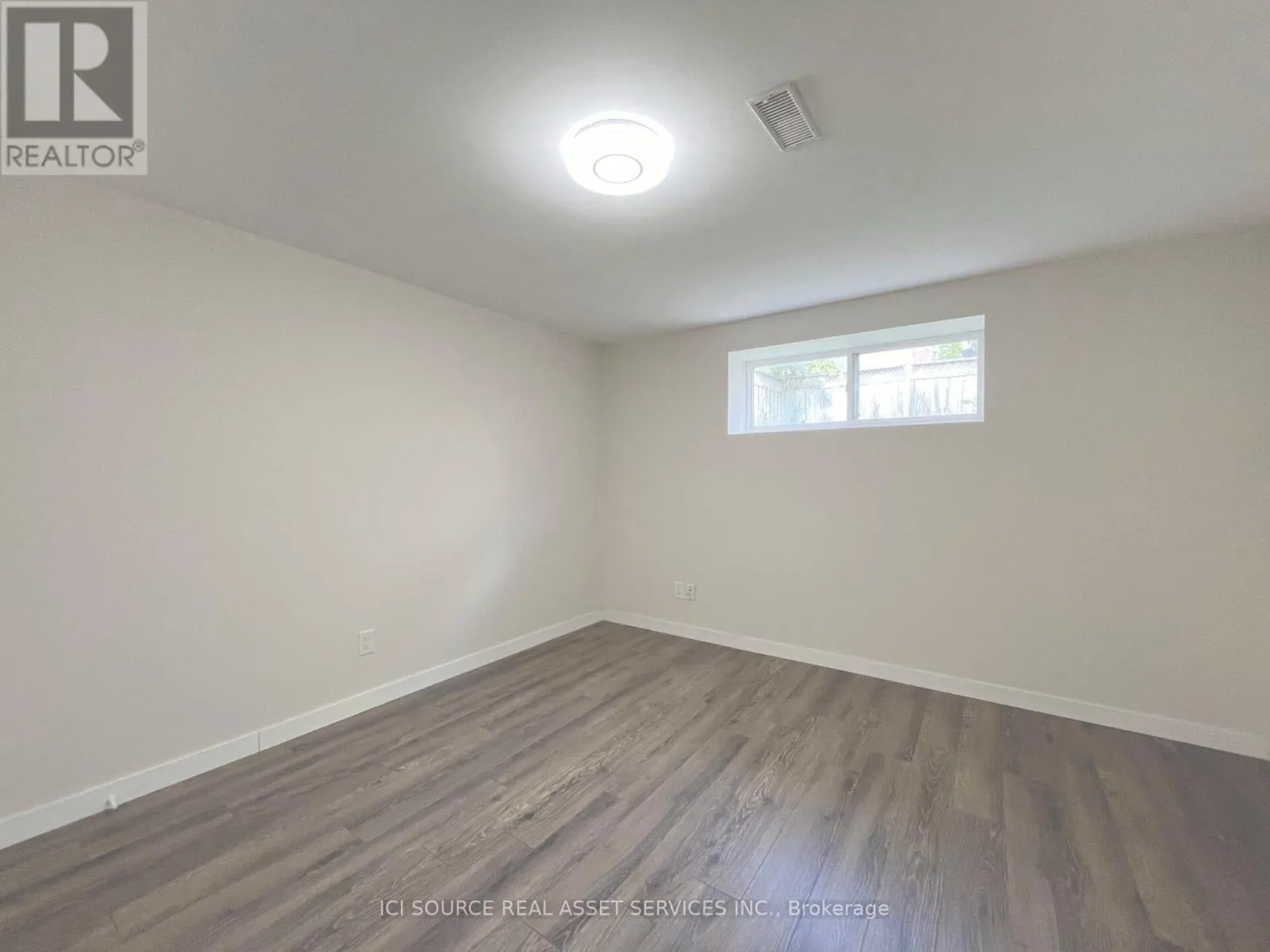 LOWER LEVEL - 44 MOIR CRESCENT