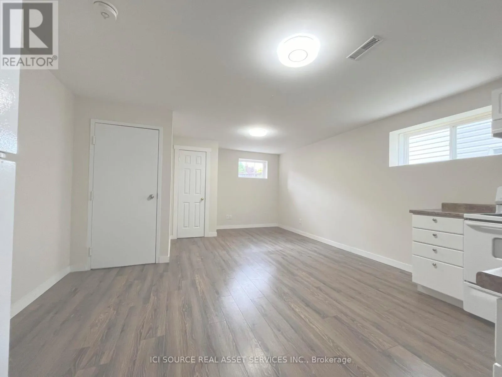 LOWER LEVEL - 44 MOIR CRESCENT