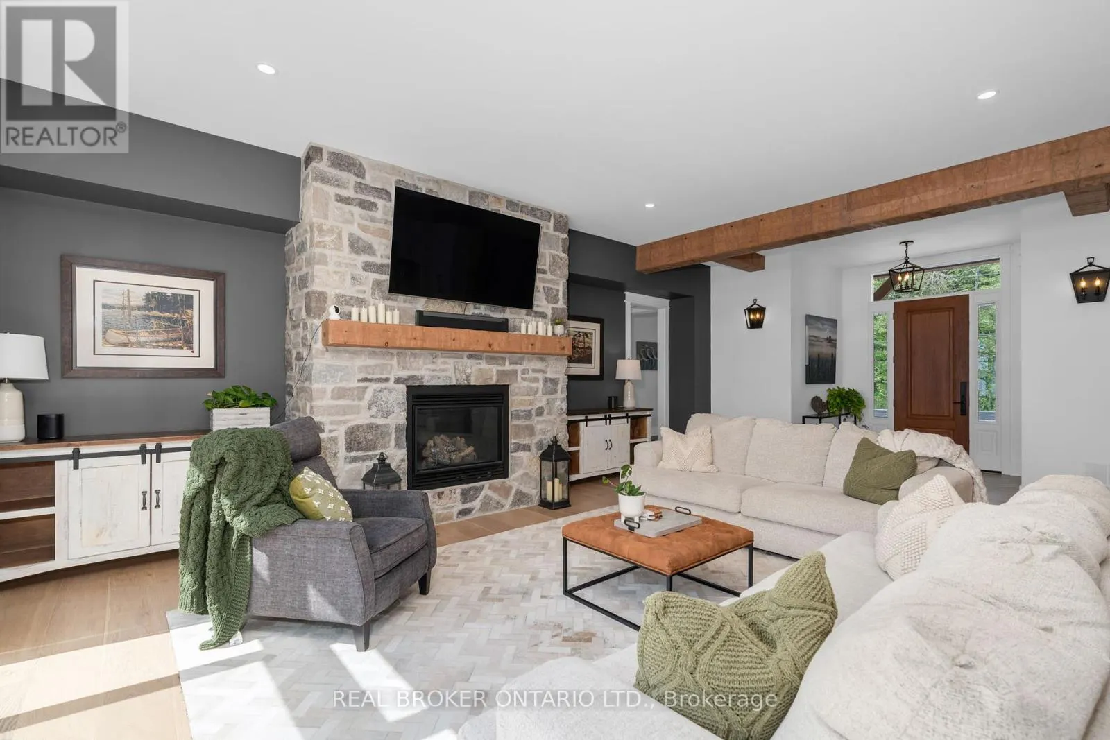 3239 CRESCENT BAY ROAD