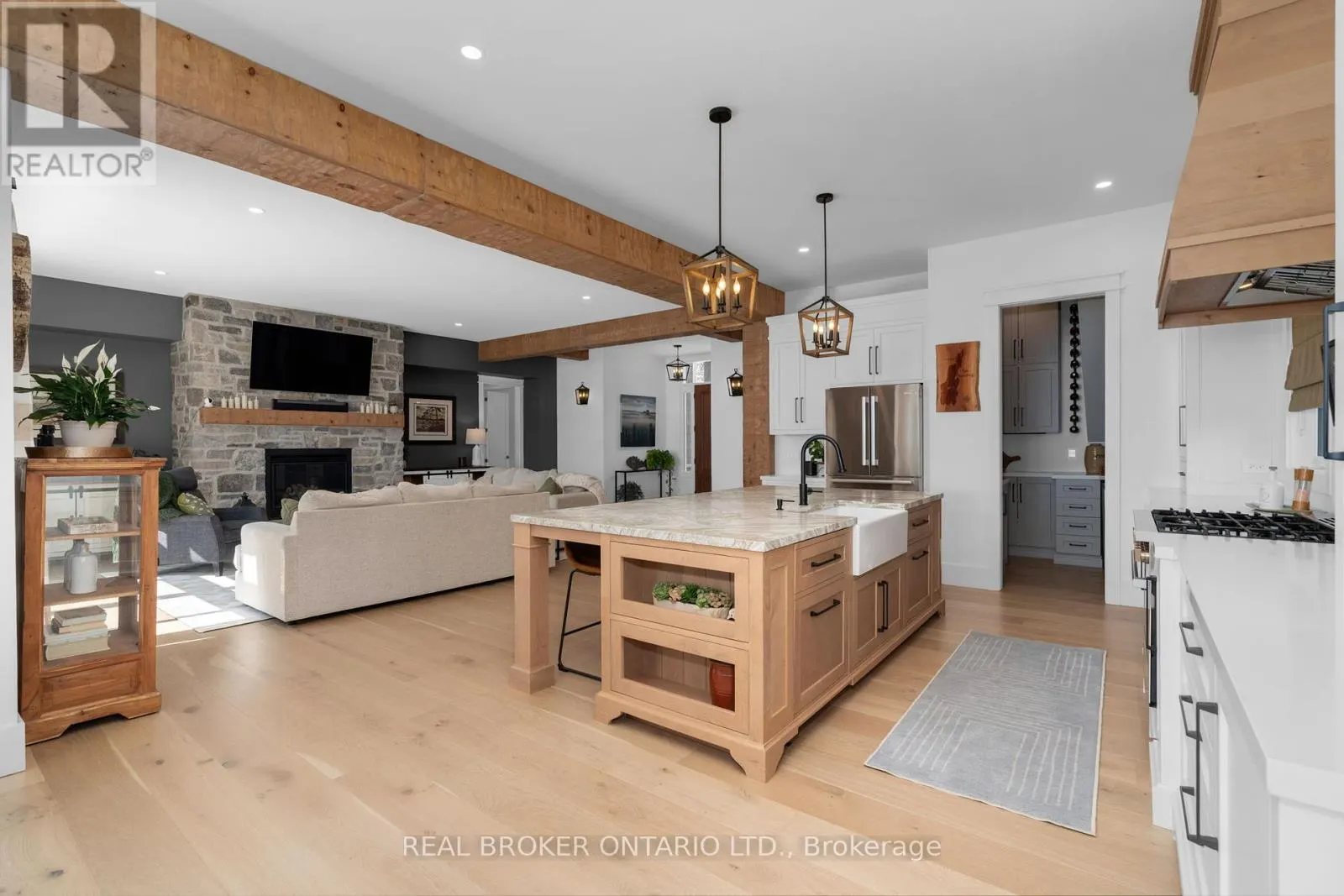 3239 CRESCENT BAY ROAD