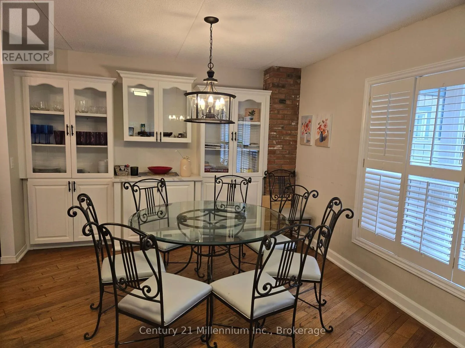 32 - 384 MARINERS WAY, #32