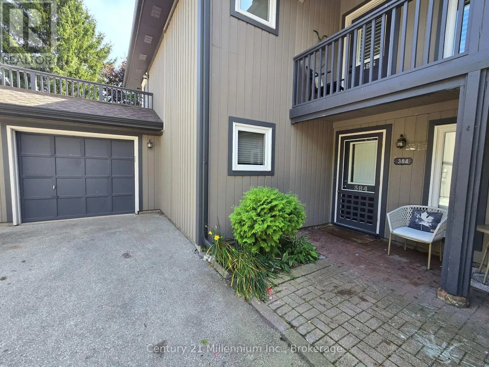 32 - 384 MARINERS WAY, #32