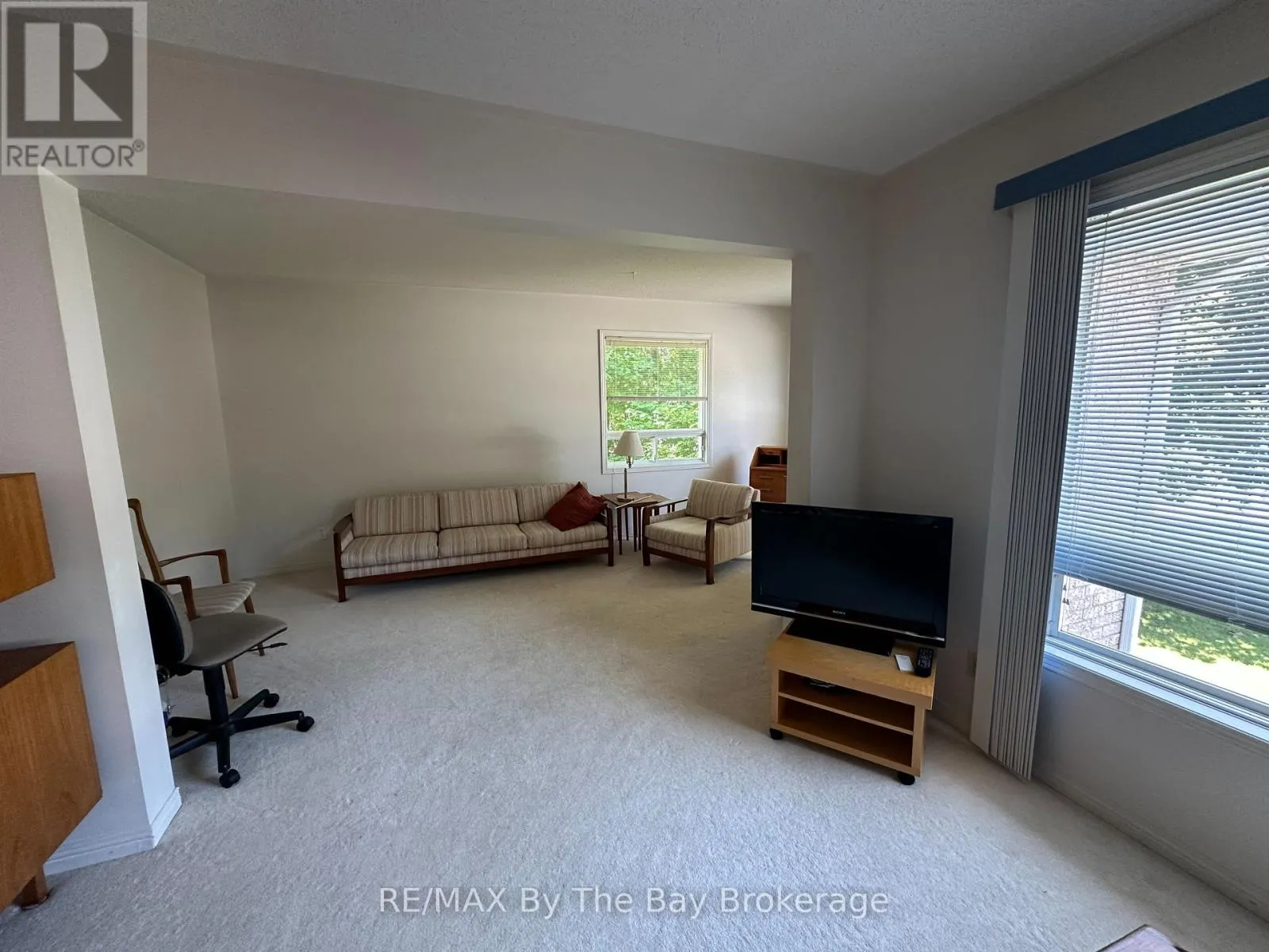 47 DYER DRIVE