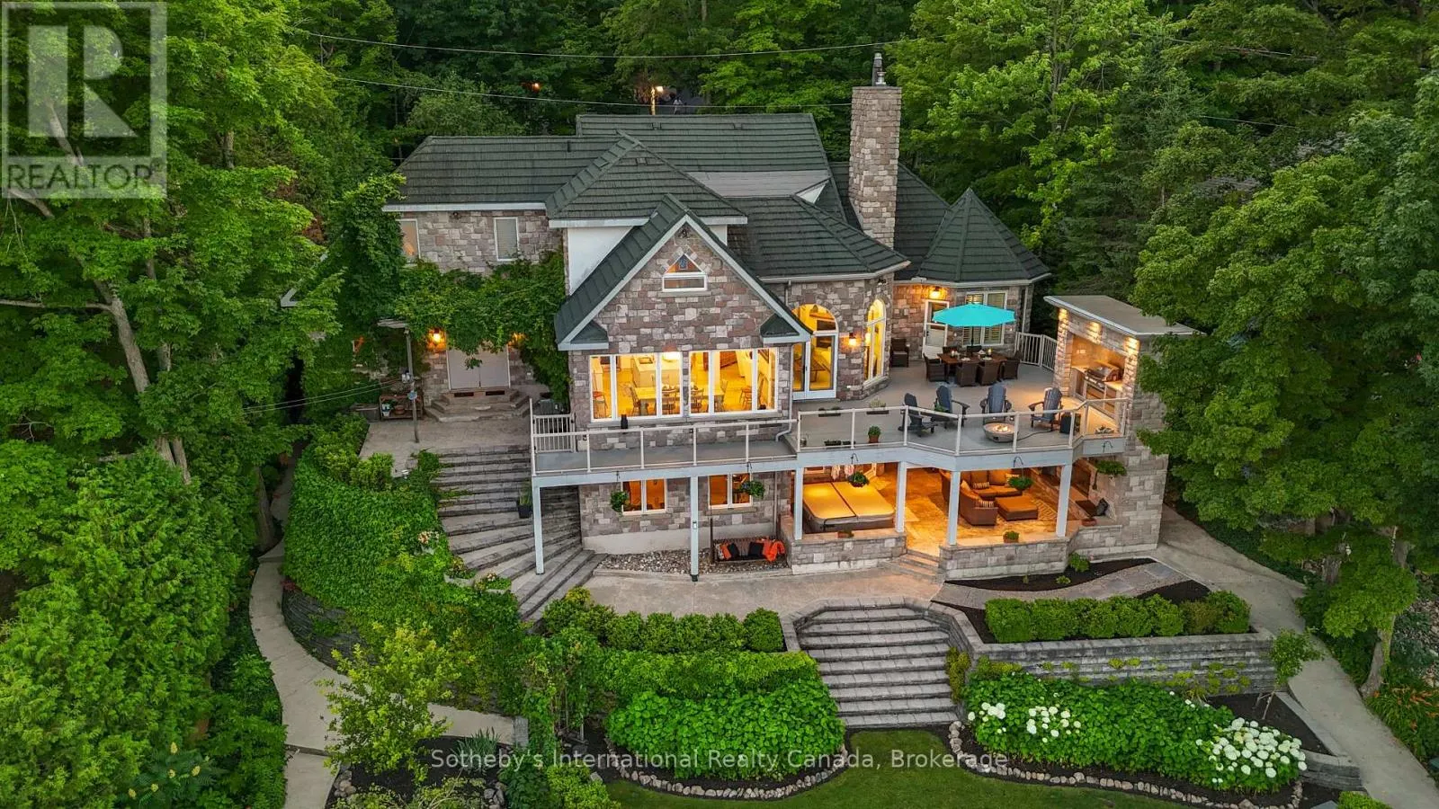 29 MCARTHUR DRIVE
