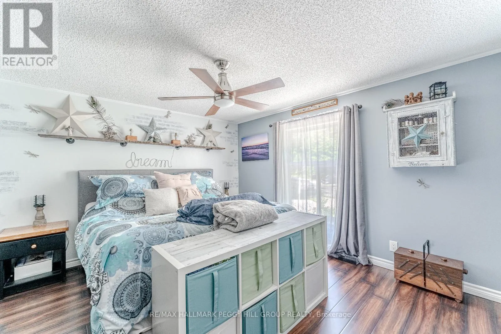 7498 ISLAND CRESCENT