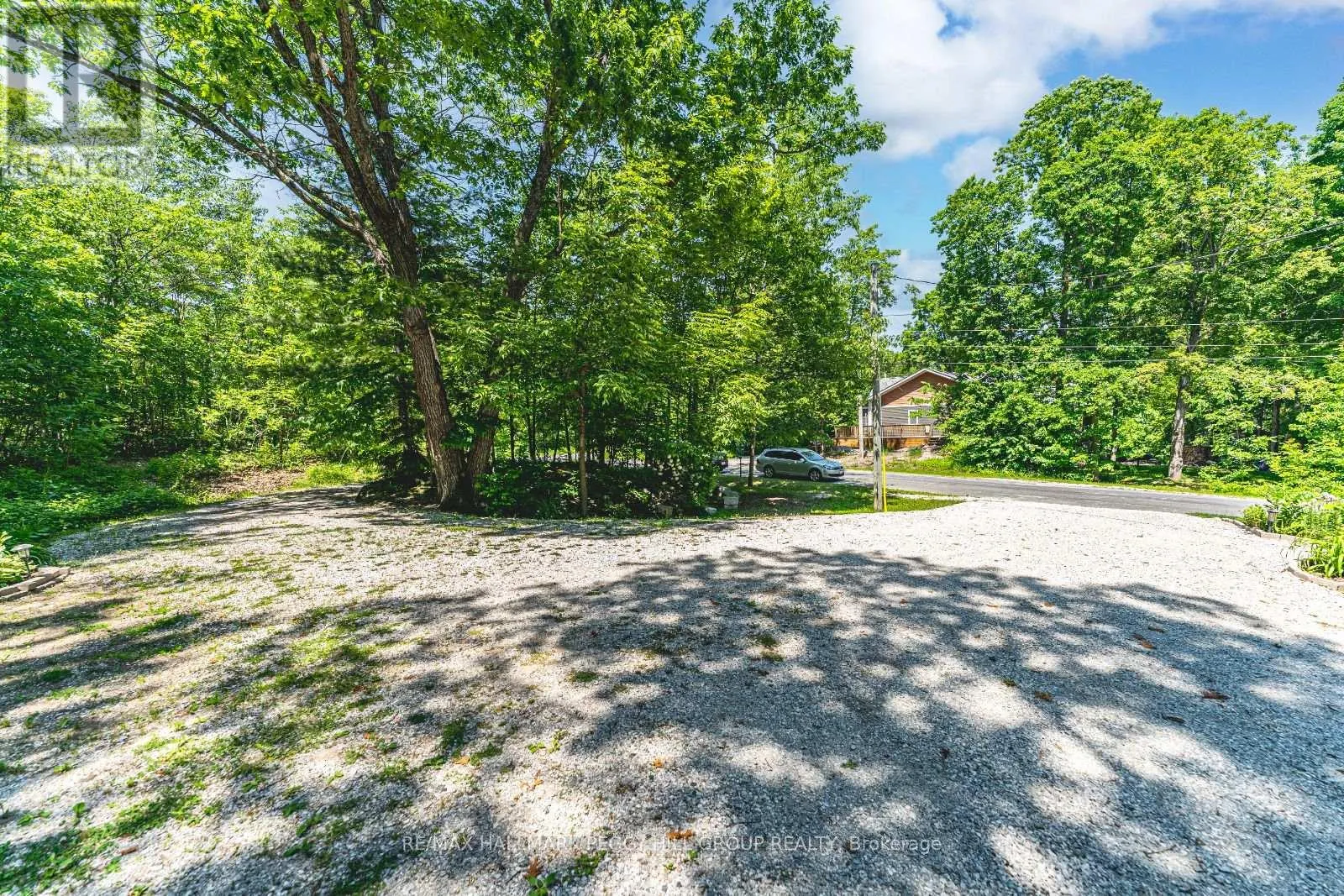 7498 ISLAND CRESCENT