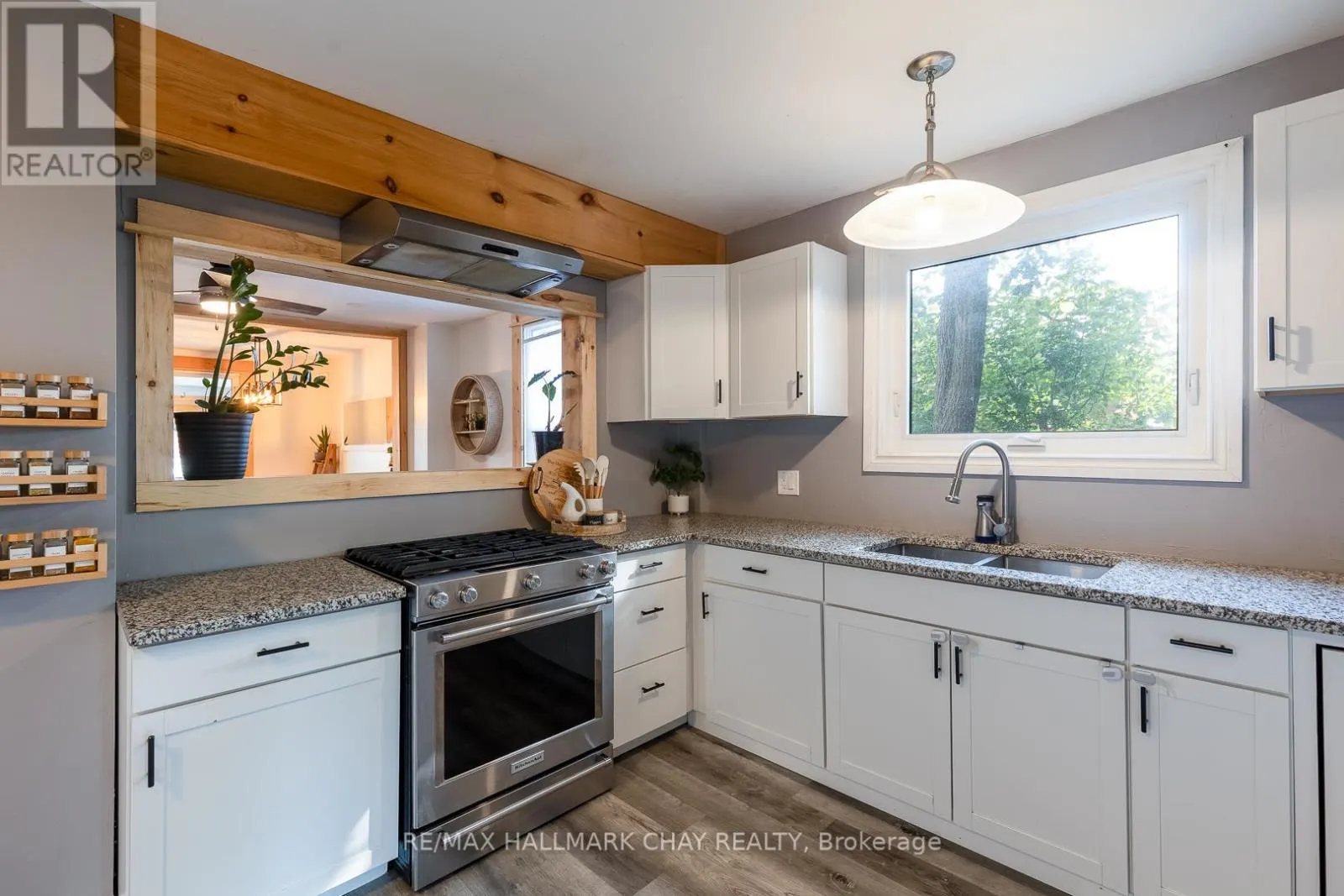109 BORLAND STREET E