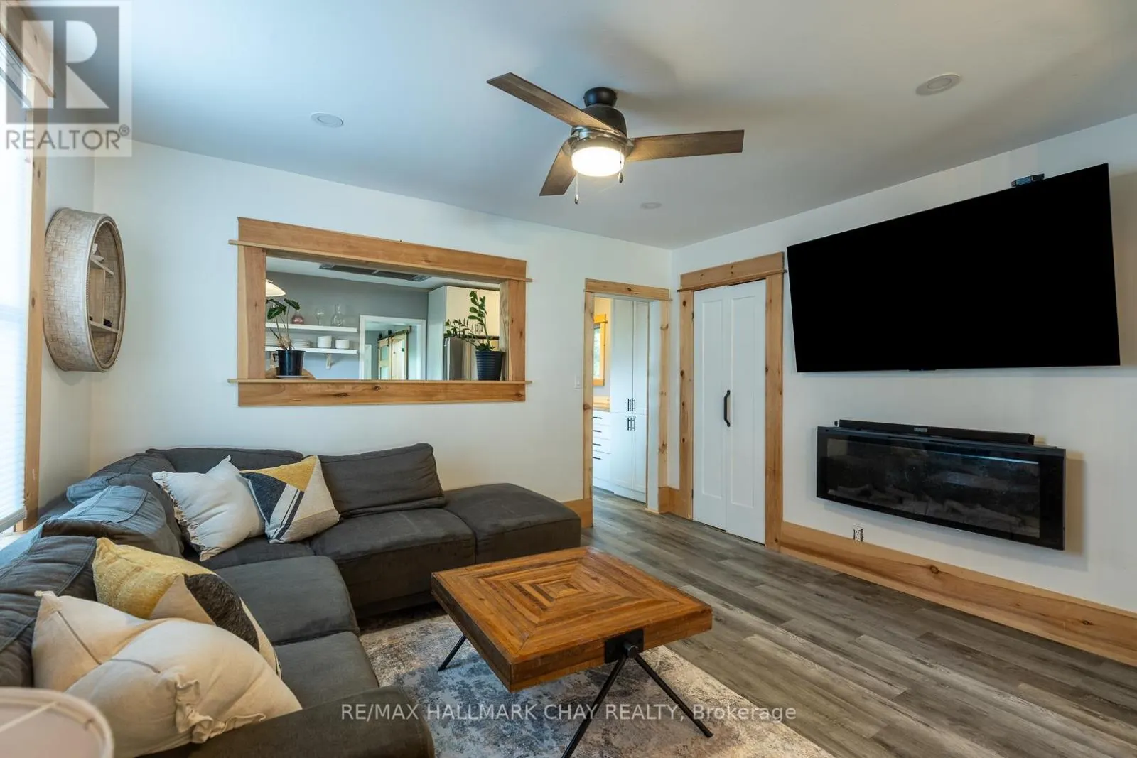 109 BORLAND STREET E
