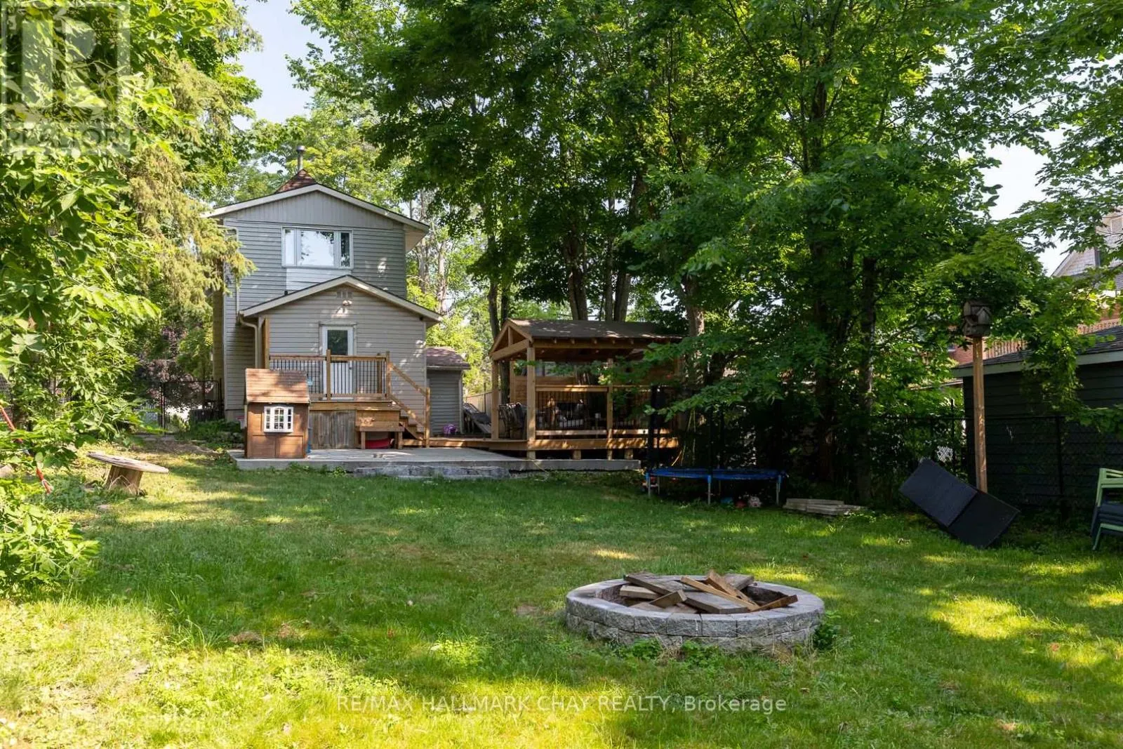 109 BORLAND STREET E