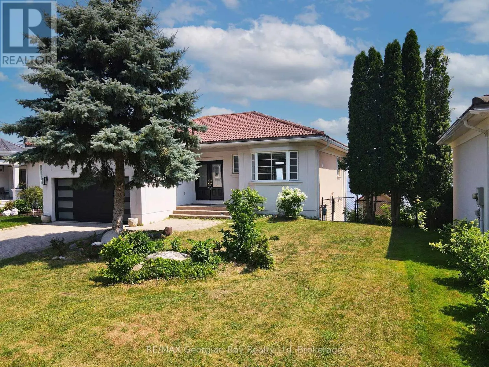 369 ABERDEEN BOULEVARD