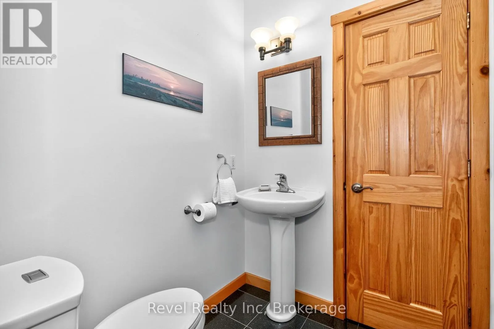 33 BELCOURT CRESCENT