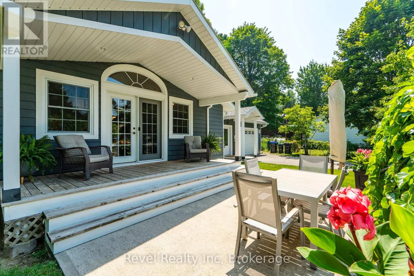33 BELCOURT CRESCENT
